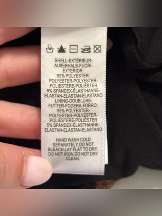 Dress The Population Jaclyn Metallic Gown - Picture 10 of 13